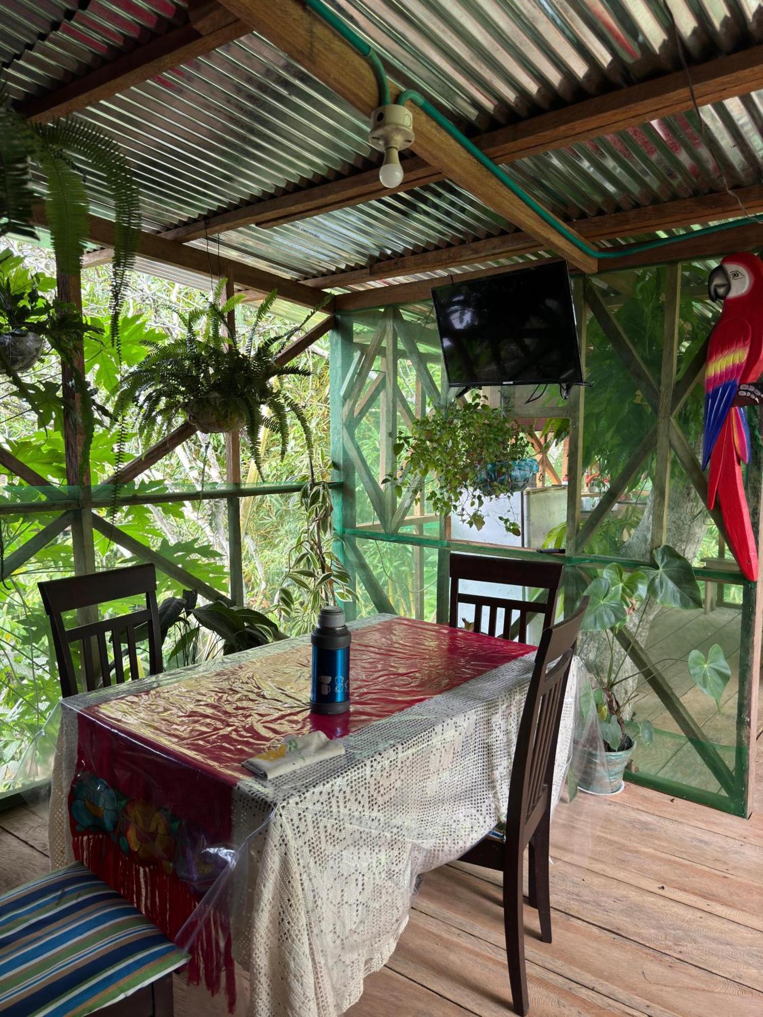 Maiku Amazonas Hotel Puerto Narino Exterior photo